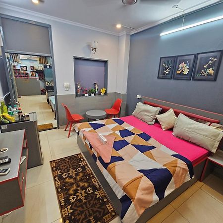 Deer Park Home Stay Új-Delhi Kültér fotó
